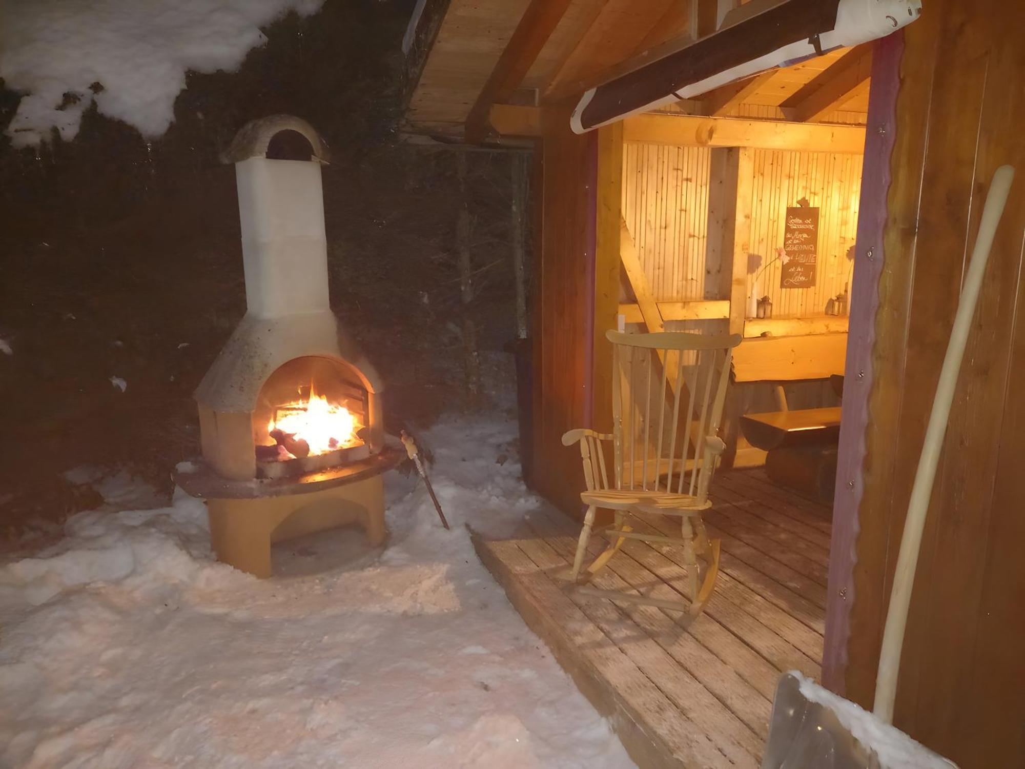 Ferienhaus Kaltenbach ティティゼー・ノイシュタット エクステリア 写真
