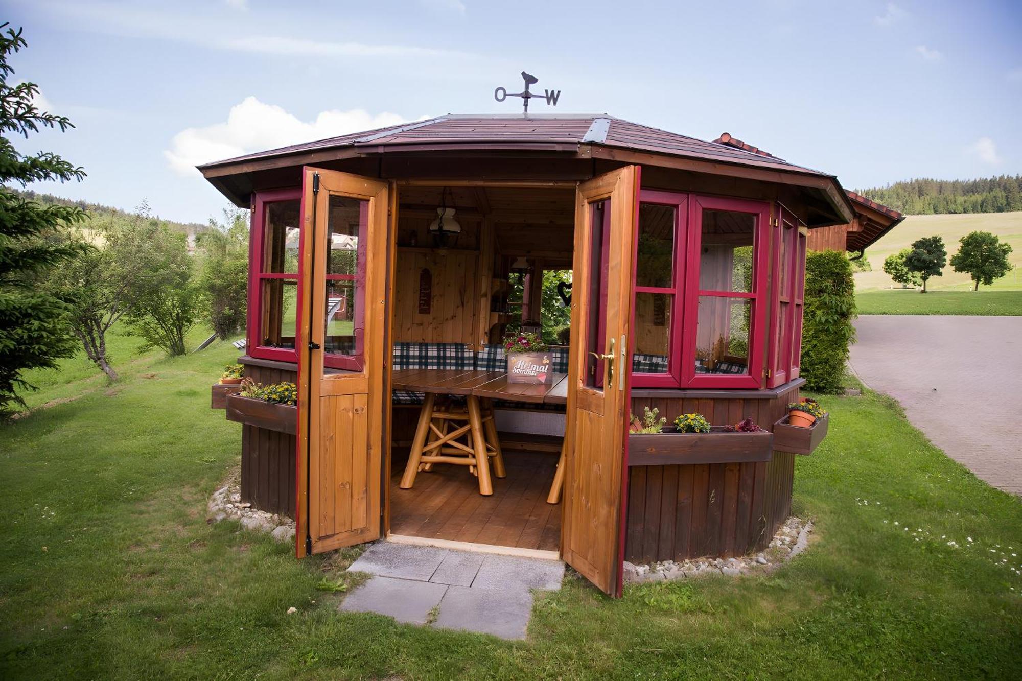 Ferienhaus Kaltenbach ティティゼー・ノイシュタット エクステリア 写真