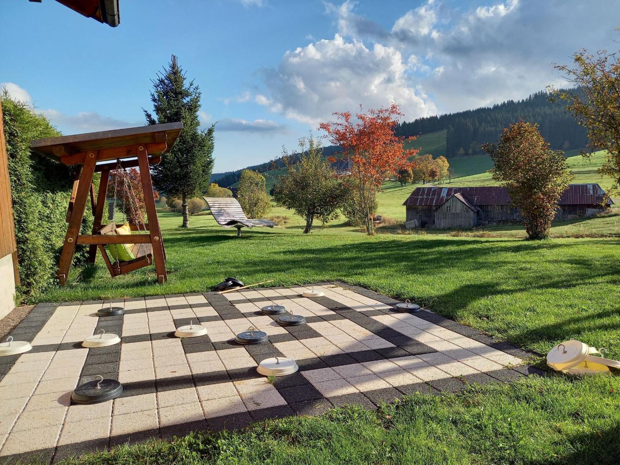 Ferienhaus Kaltenbach ティティゼー・ノイシュタット エクステリア 写真